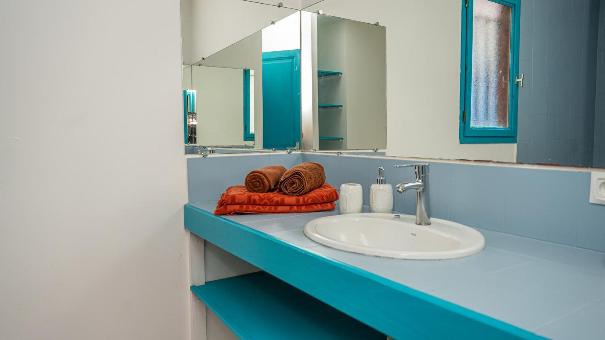 Jade Hotel And Spa Bandrele Luaran gambar